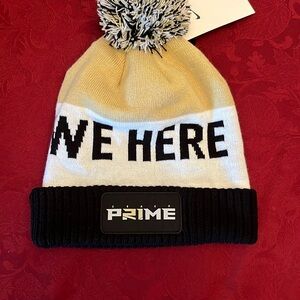 NWT Nike Prime Beanie with Pom Pom